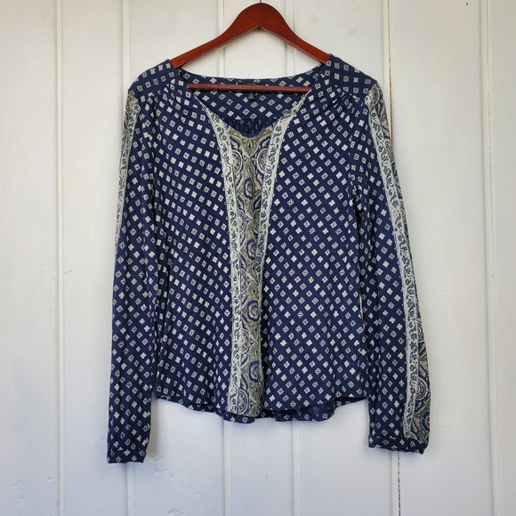 Lucky Brand Tops - Lucky Brand Women's Medium Long Sleeve Boho Blue White Paisley Print Top